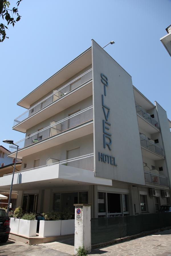 Hotel Silver Римини Экстерьер фото